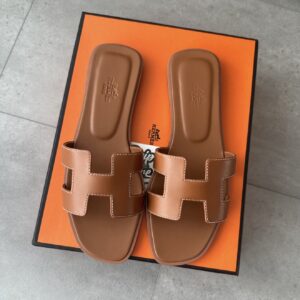 Hermès Oran Brown Women