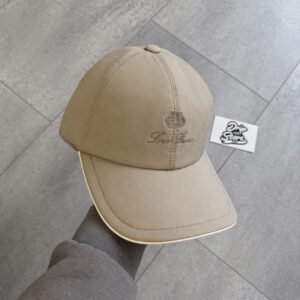 Loro Piana Cap Beige