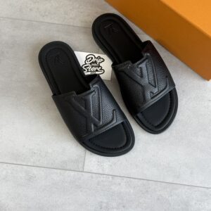 Louis Vuitton Slippers Black