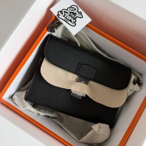 01. Hermès Bag Men Black