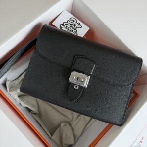 01. Hermès Bag Men Black
