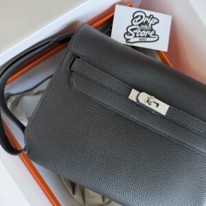 07. Hermès Bag Men Black Silver