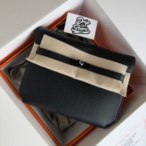 05. Hermès Bag Men Black on Black