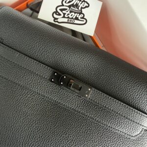 05. Hermès Bag Men Black on Black