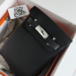09. Hermès Bag Men Black Silver