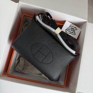 14. Hermès Bag Men Black