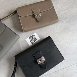 01. Hermès Bag Men Black