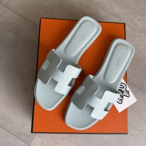Hermès Oran Light Blue