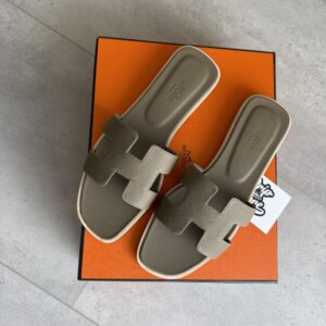 Hermès Oran Elephant Grey