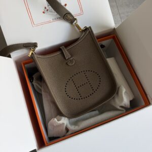 Hermès Evelyne 16 Bag