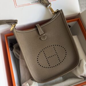 Hermès Evelyne 16 Bag